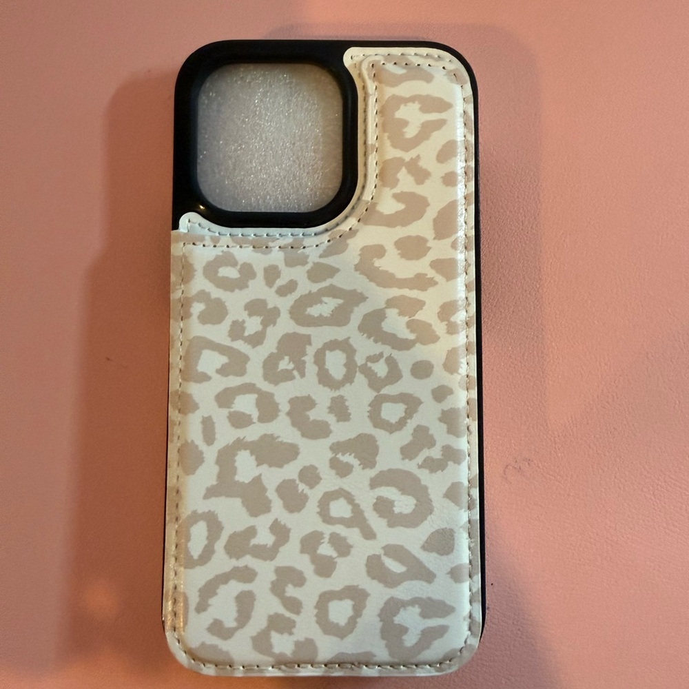 Leopard Print Phone Case - White and Gray